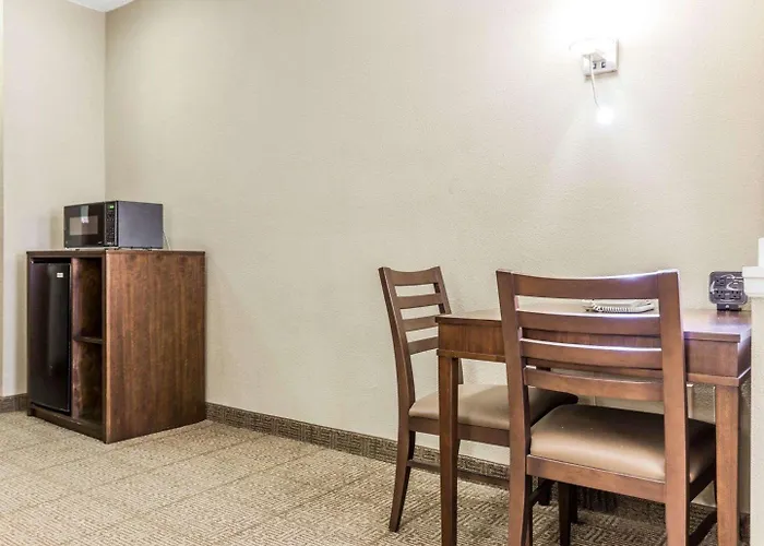 Comfort Suites At Isle Of Palms Connector