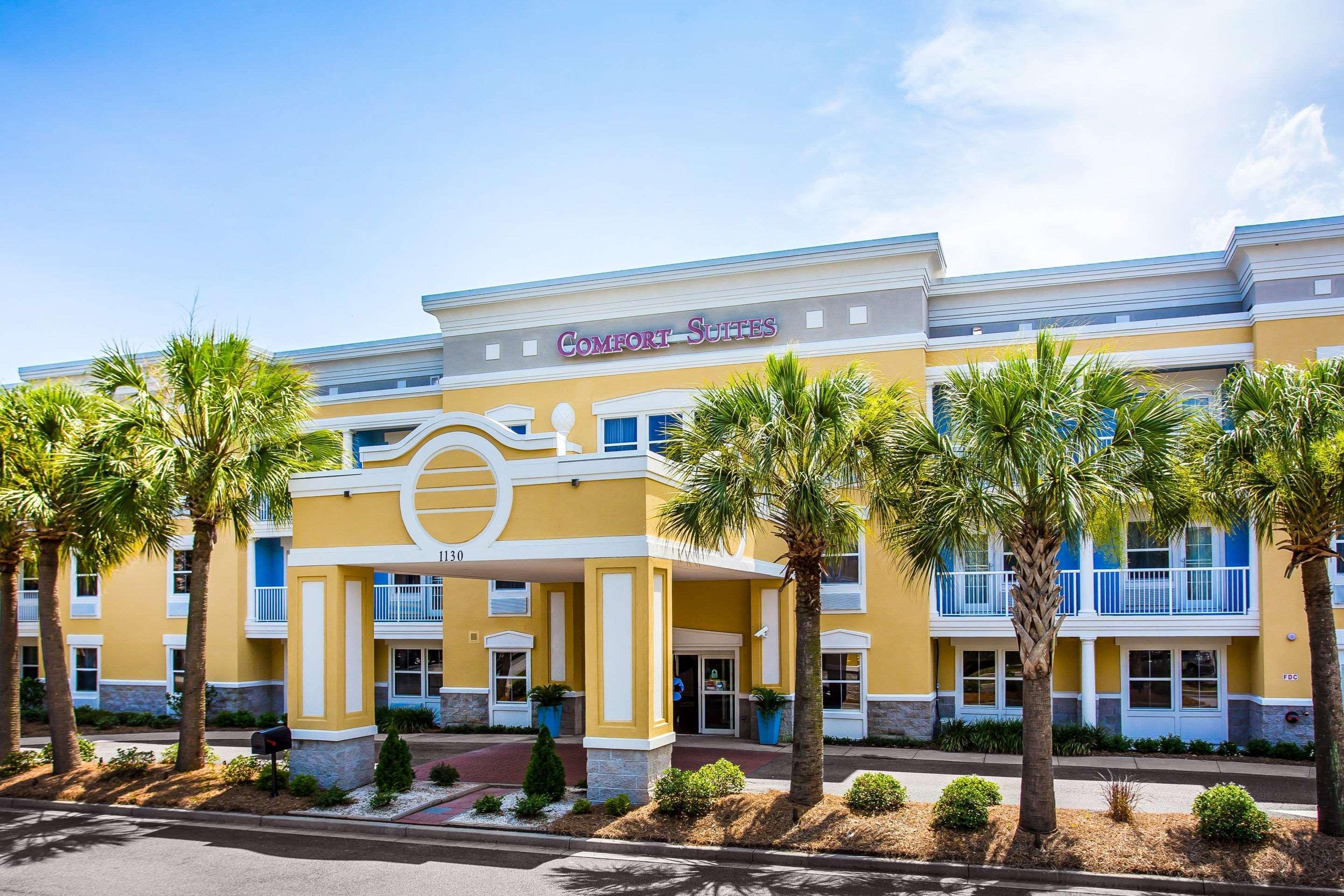 Hotel Comfort At Isle Of Palms Connector 3*